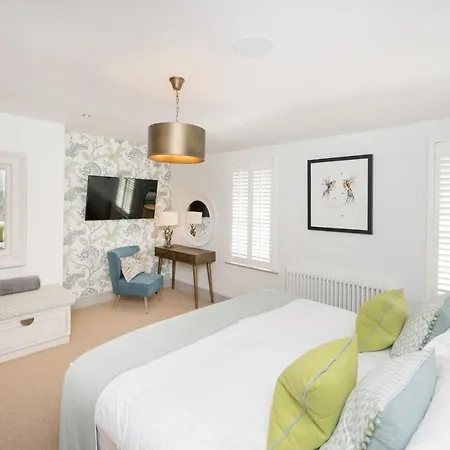 Townhouse By Harrogate Serviced Apartments Exterior photo
