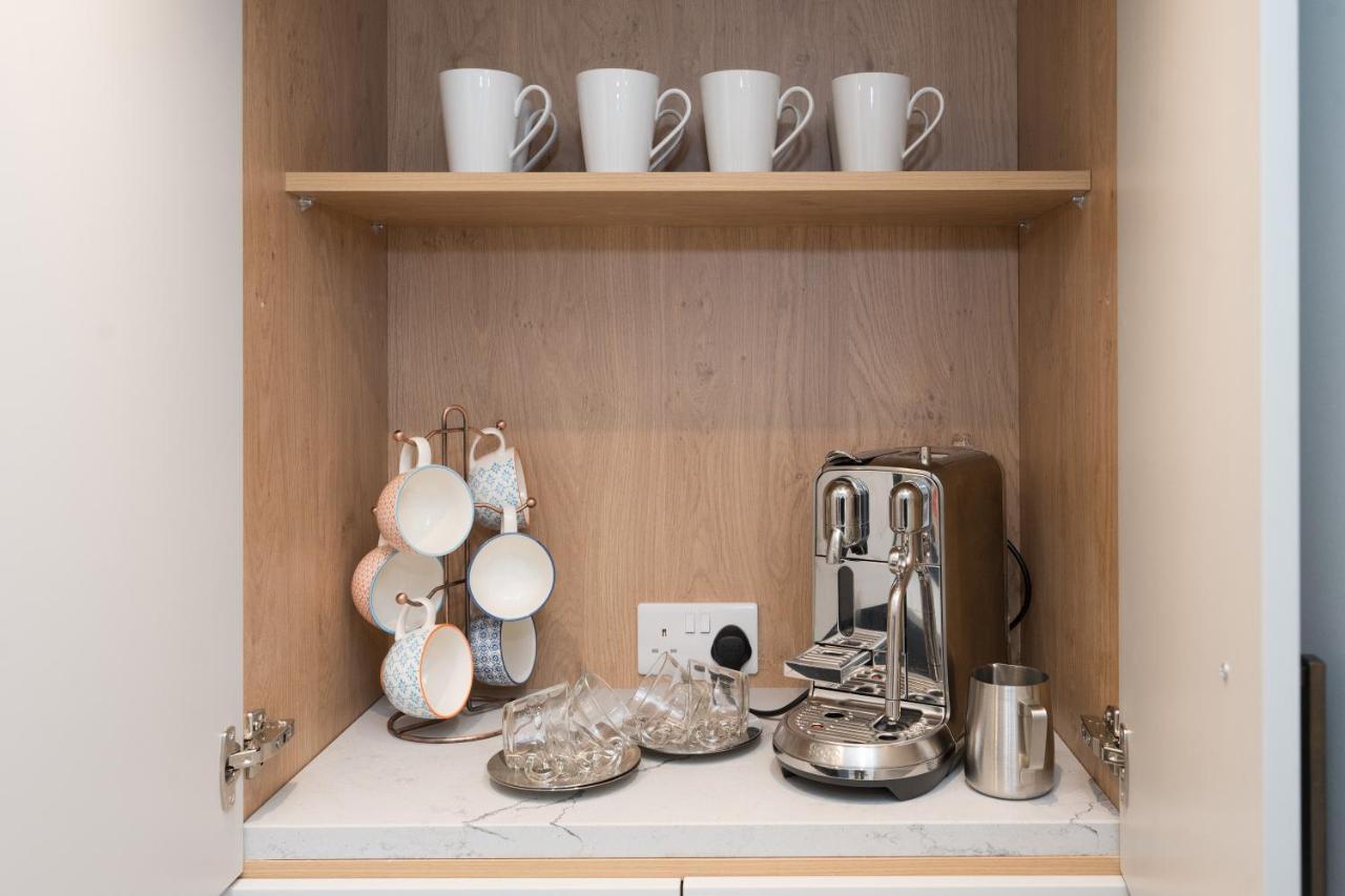 Apartment Townhouse By Serviced