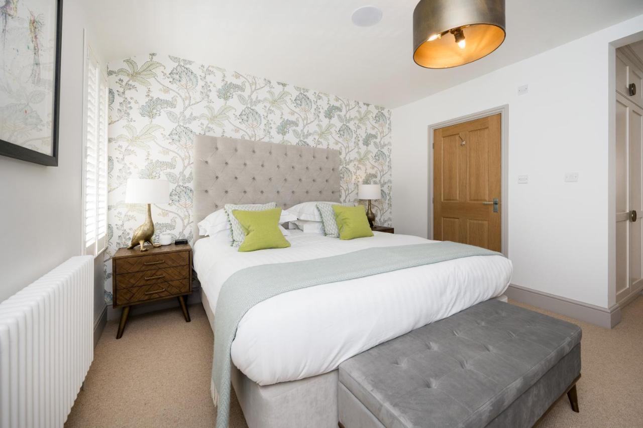 Townhouse By Serviced *