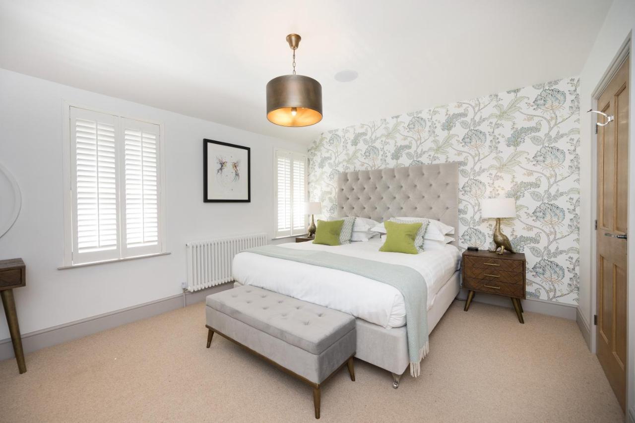 Townhouse By Serviced *